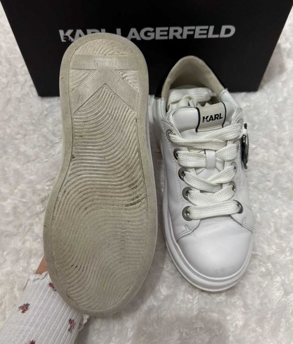 Białe Buty Damskie Sneakersy Karl Lagerfeld Kapri Twin Pendant r.36