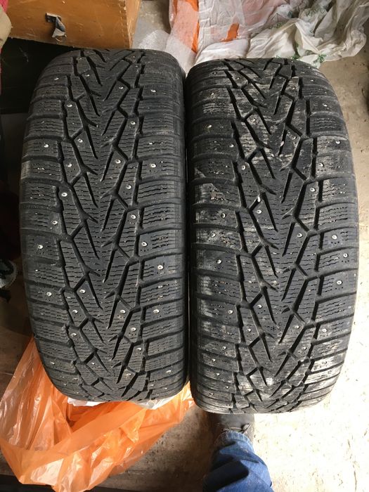 Nokian 235/55 R17