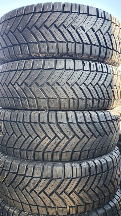 215/65 R15C  4шт Michelin (Мішелін) Авторезина, шини.