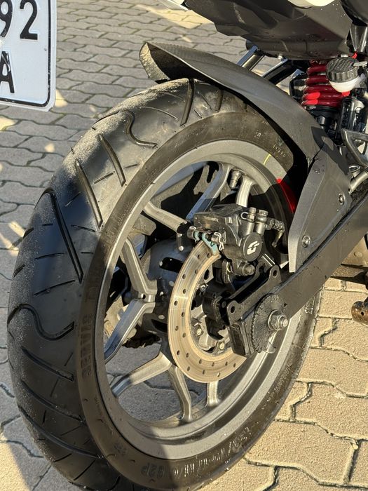 bajaj  pulsar ns200