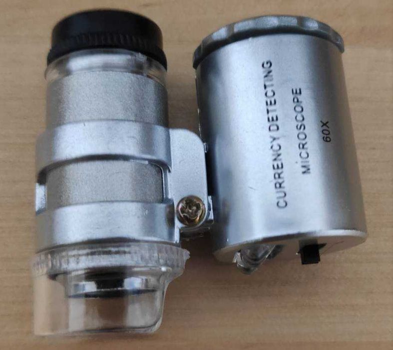 Magnifying glasses and microscope with illumination.64584318313858120