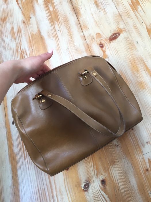 Karmelowa torba eko skóra formatu lekko ponad a4