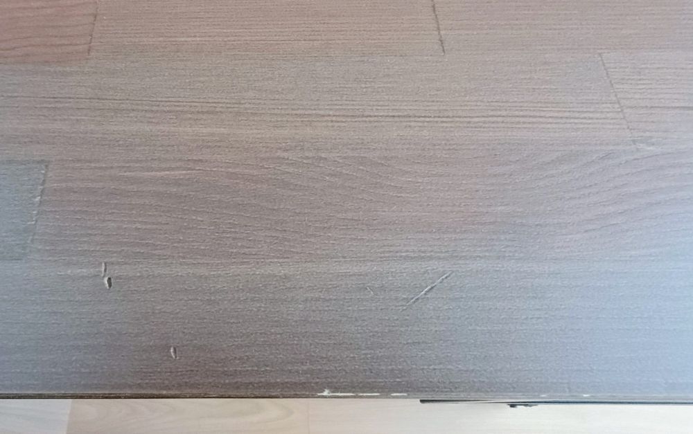 Biurko na kółkach IKEA