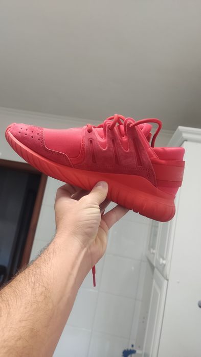 Adidas tubular t.40