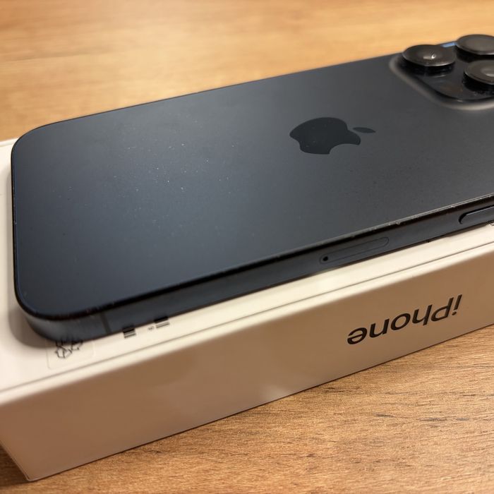 iPhone 15 Pro Max Blue Titanium 512GB bateria 88%