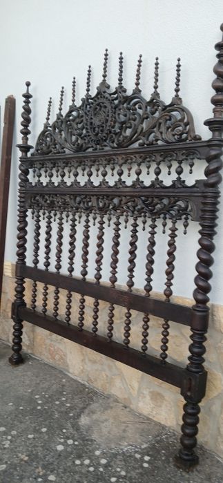 Cama de casal de bilros