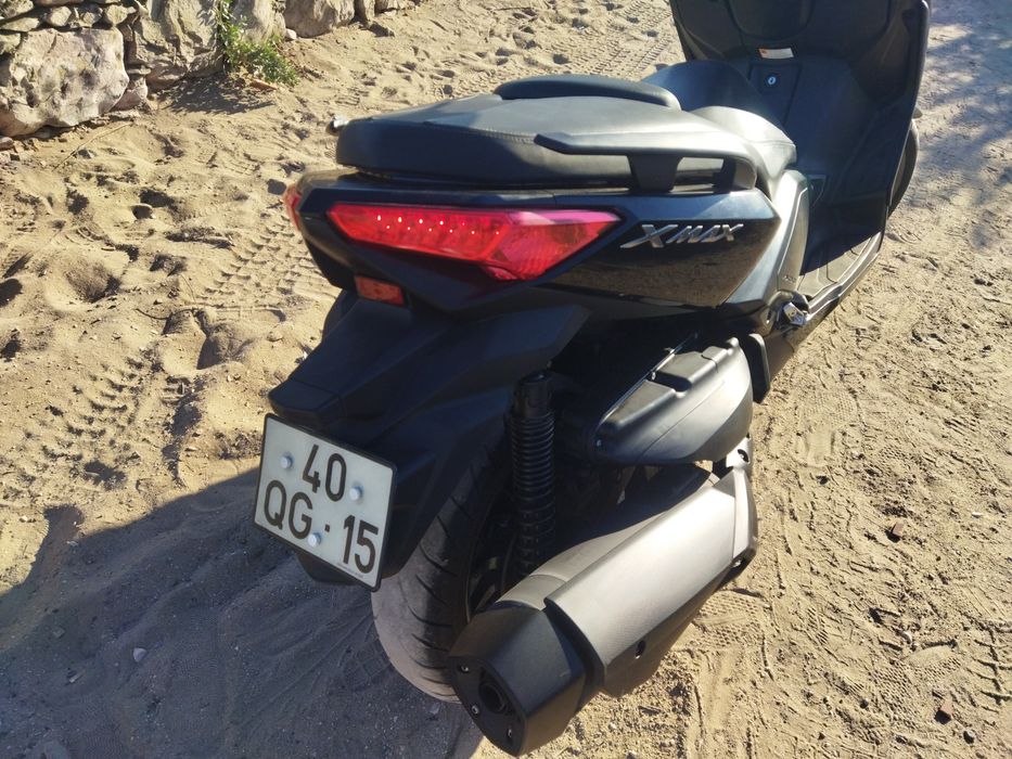 Yamaha XMAX 400 (15)