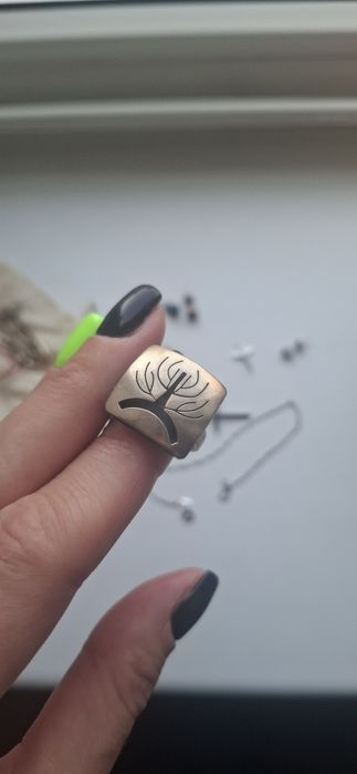 Срібні прикраси бу