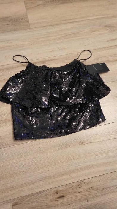 Спідниця з екошкіри і топ