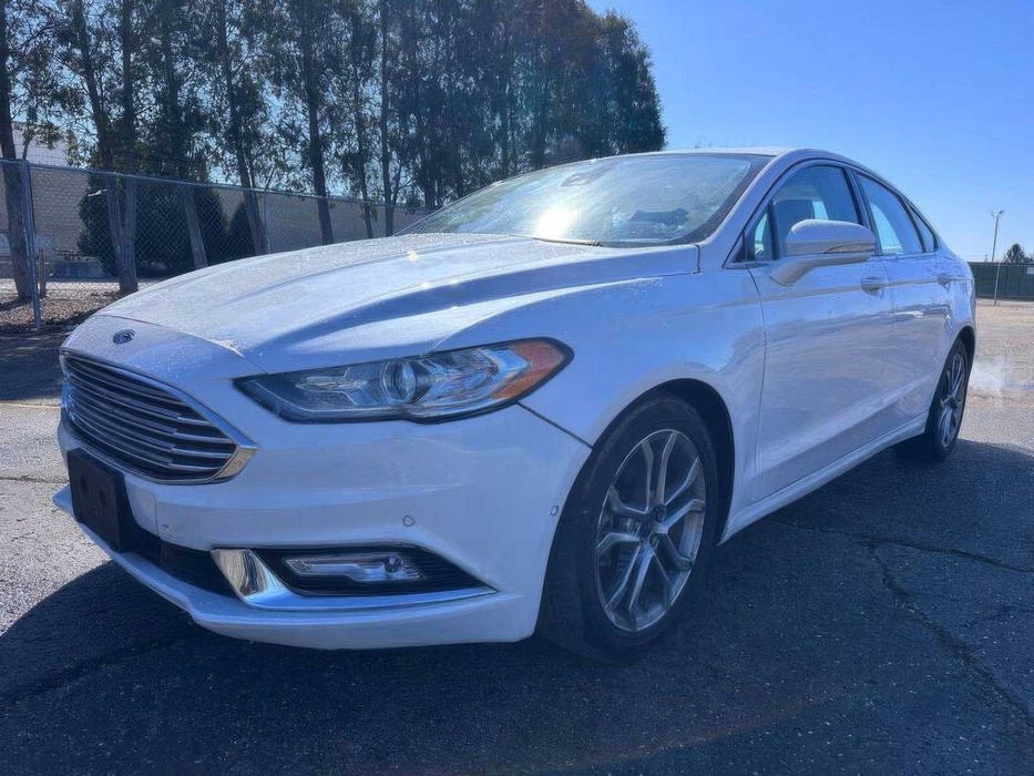 Ford Fusion      2018