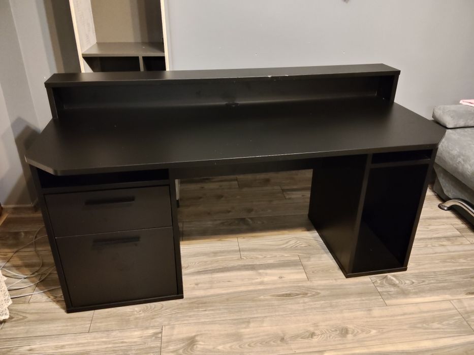 Biurko duże firmy Forte