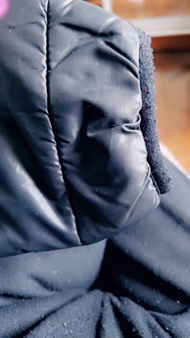 Продам куртку на мальчика, 140, США