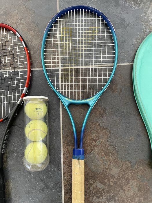 2 raquetes de tenis