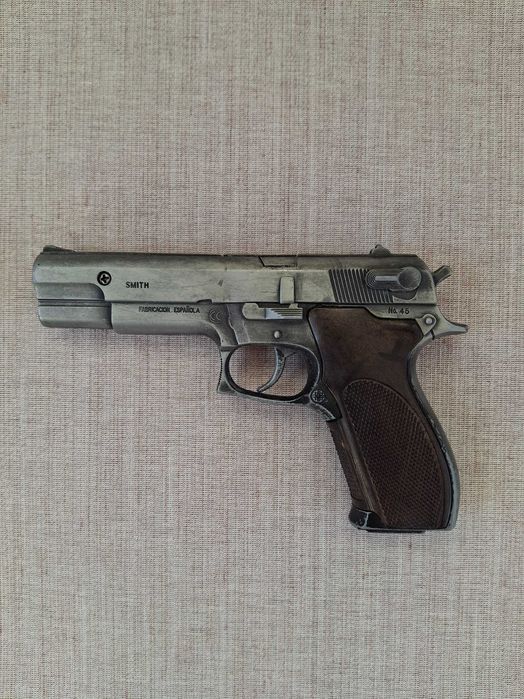 Іграшки Поліцейський пістолет Gonher