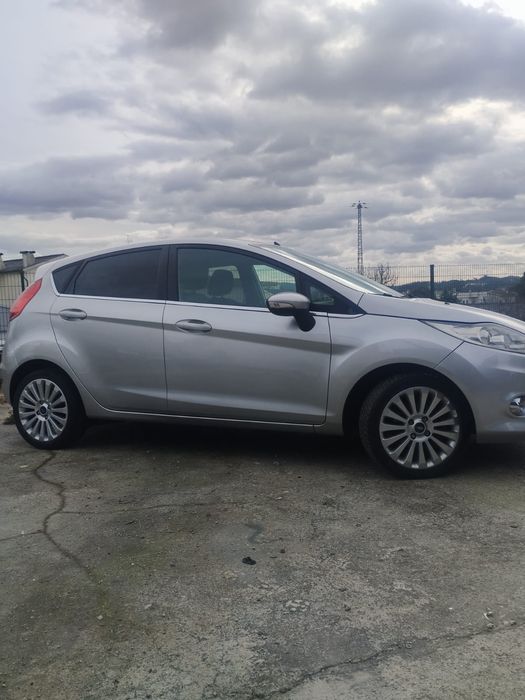 Vendo Ford Fiesta 1.2