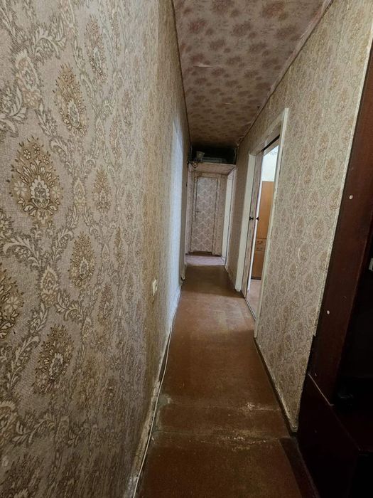 Продам трикімнатну квартиру зуп.Гетьмана Сагайдачного,вул.Європейська.