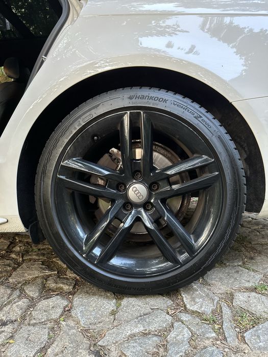 AUDI A4 2.0TDI S-LINE