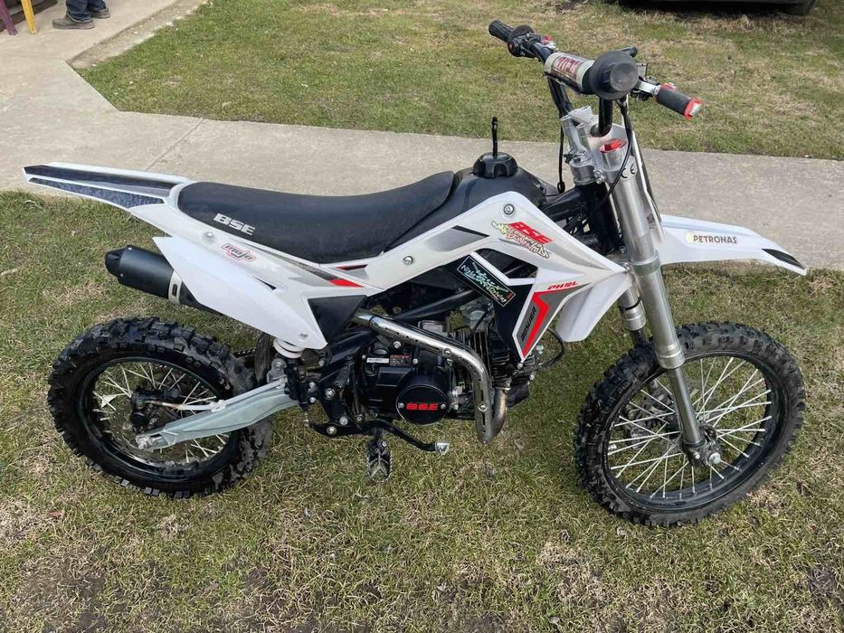 Продам мотоцикл BSE 125см³