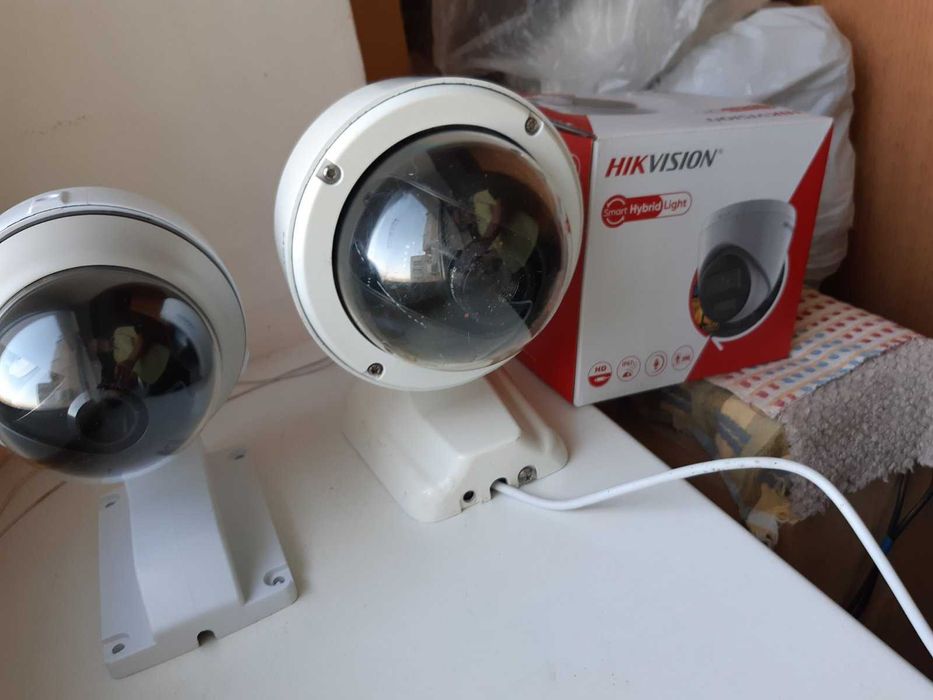 Настінний тримач для купольних камер.