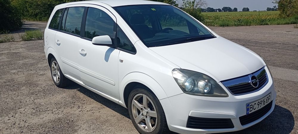 Opel Zafira B 1.9 cdti АКПП