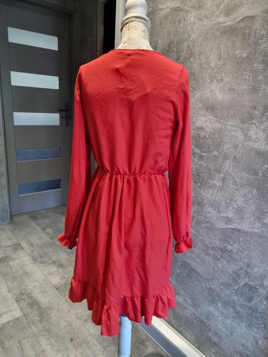 Nowa sukienka S / M Pakuten