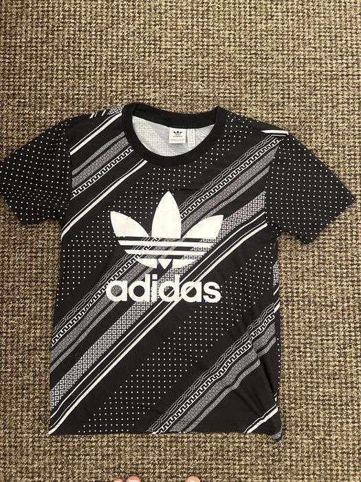 Футболка adidas діночс