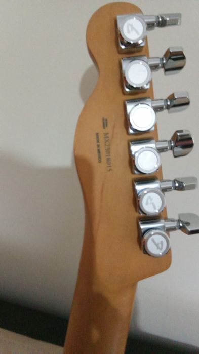 Fender telecaster player plus