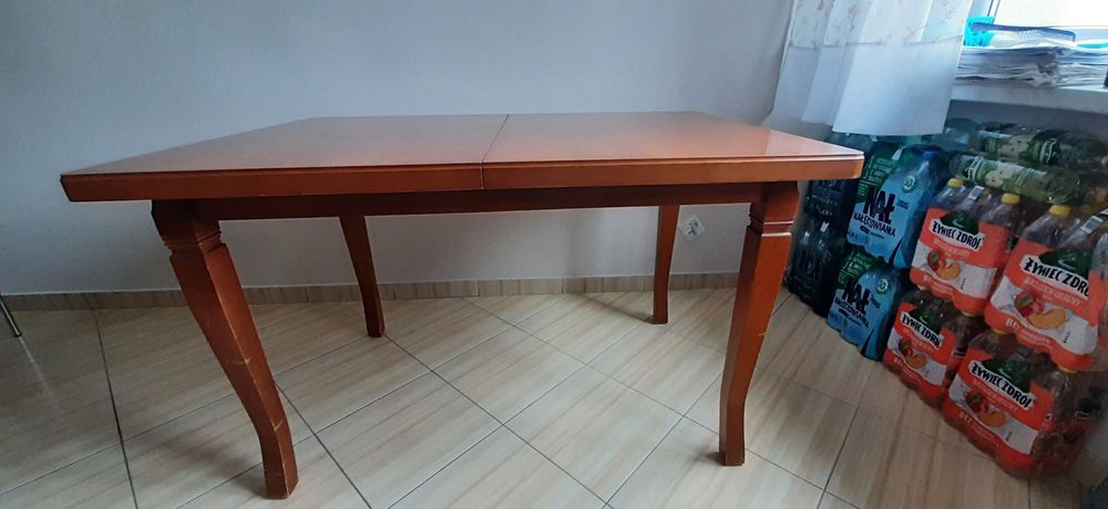 Stół drewniany rozkładany 120-160 szerokość 80 z czterema krzesłami