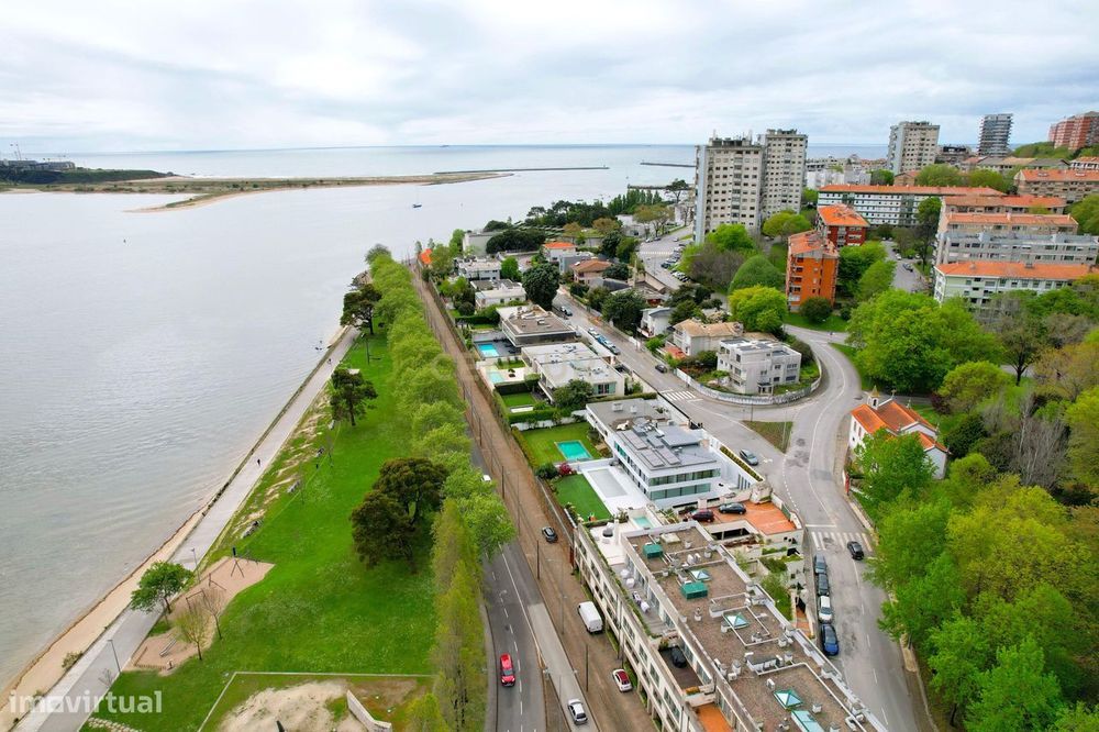 Apartamento T5 Dúplex | Vista Rio | Lordelo Do Ouro – Foz, Porto