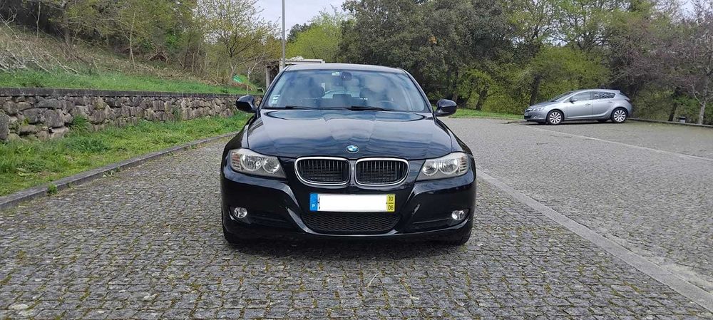BMW 318 Touring - Diesel - Ano 2010 - Nacional
