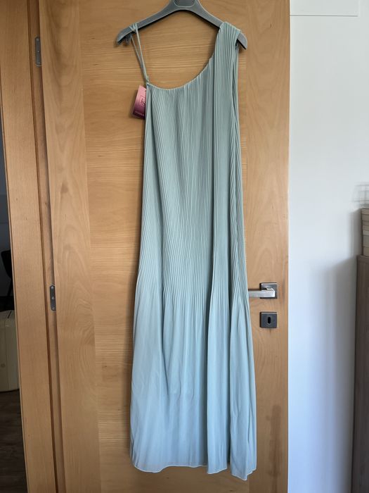 Vestido novo verde menta