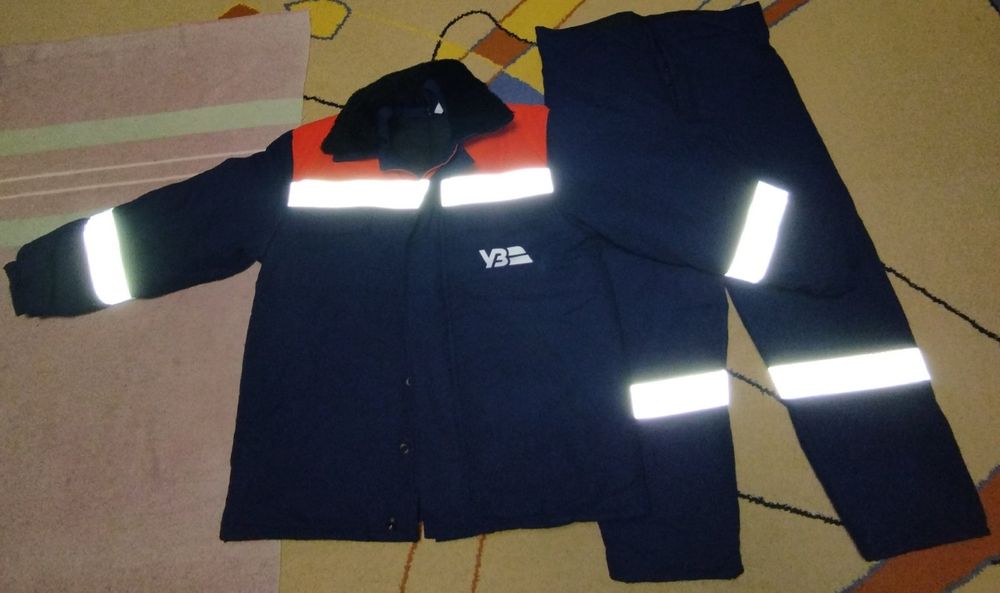 Продам зимний костюм(гудок)