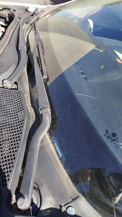 Haste / braço de escova limpa vidros frente esquerda RENAULT Twingo II