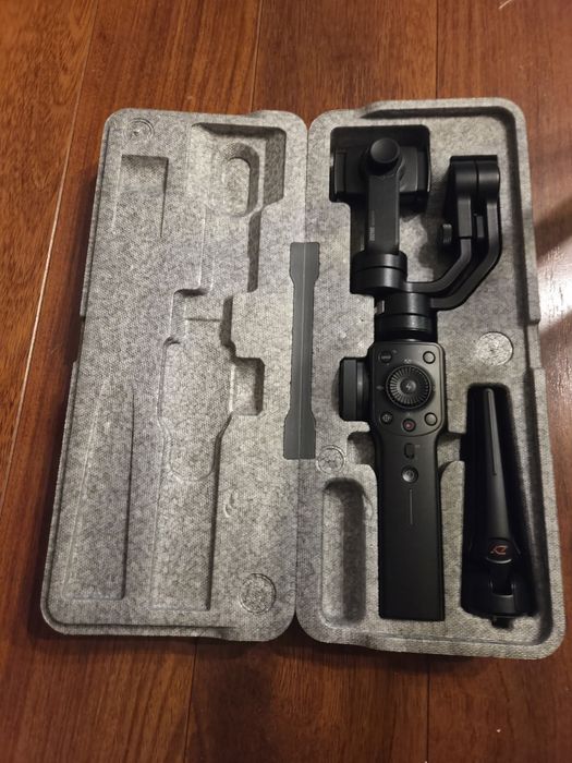 Gimbal Zhiyun Smooth 4 smooth.