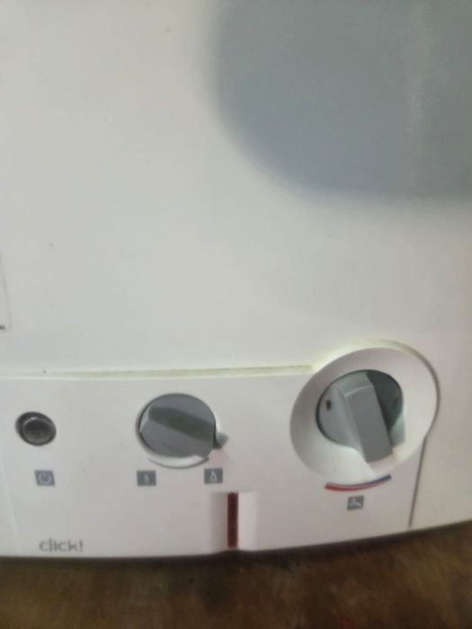 Esquentador vulcano de 10litros .
Acendimento automatico.
Gas natural.