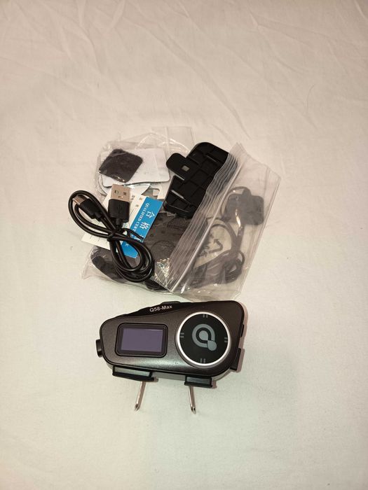 Capacete com intercomunicador