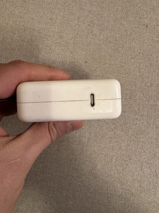 Блок живлення для ноутбука Apple 61W USB-C Power Adapter A1947 (0834)