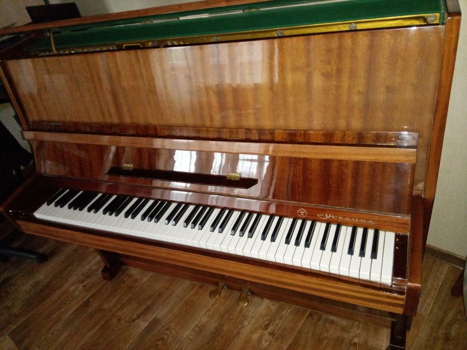 Фортепіано "Украина"