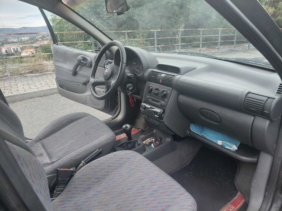 Opel corsa 1.5 Turbo Disel '96 — photo 4