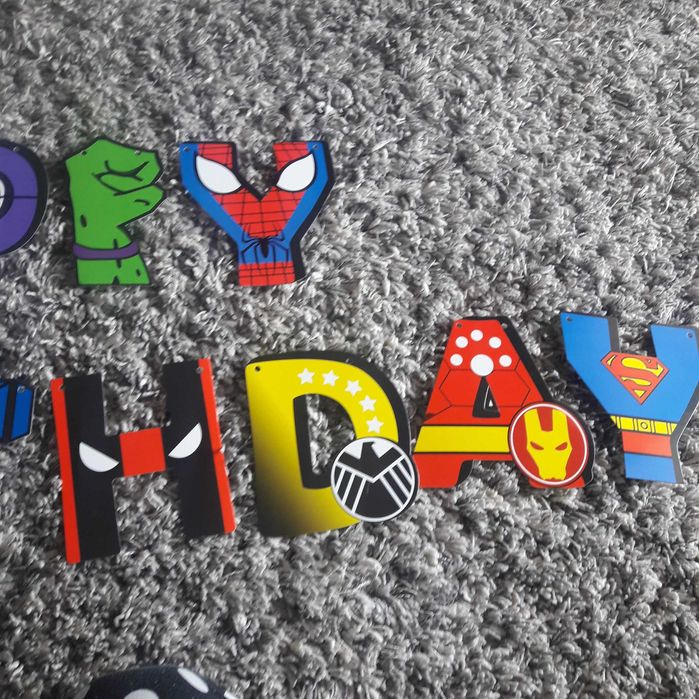 girlanda avengers,spiderman,batman,kapitan ameryka,hulk