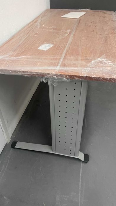 Mesa Escritório Metal e Madeira