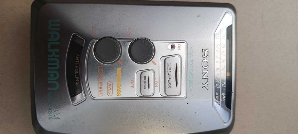 Sony Walkman WM-FX375, Vintage Cassette Player with Mega Bass