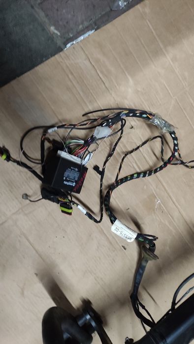 Hak holowniczy Fiat 500L z modułem