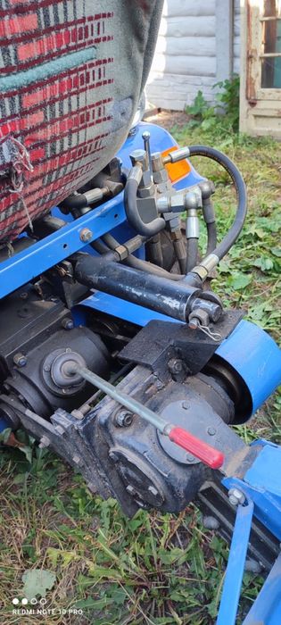 Продам трактор dw