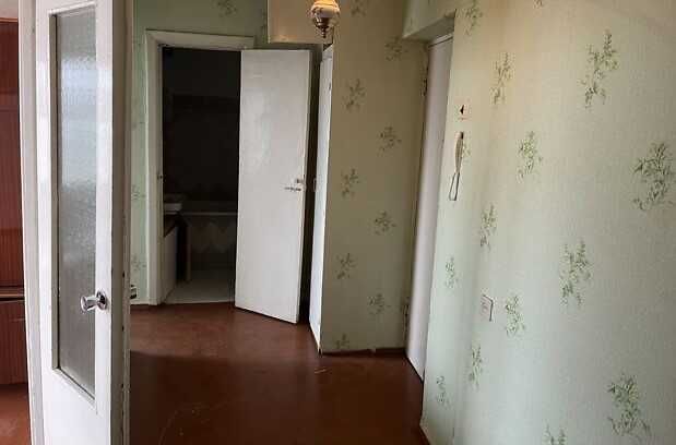 Двох кімнатна, Виставка, локація, ціна, стан, ТЕЛЕФОНУЙ!