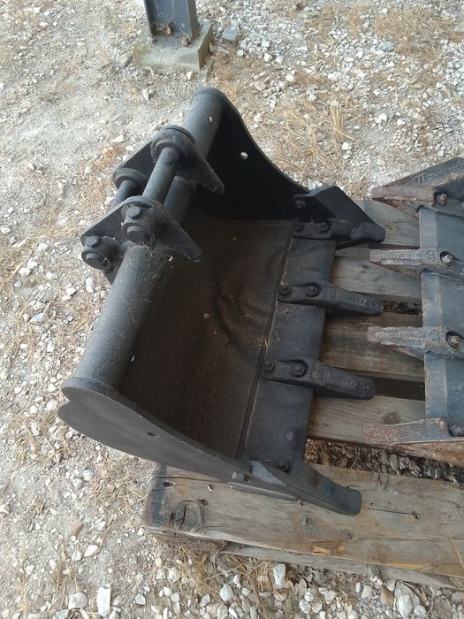 Baldes para escavadora até 2T