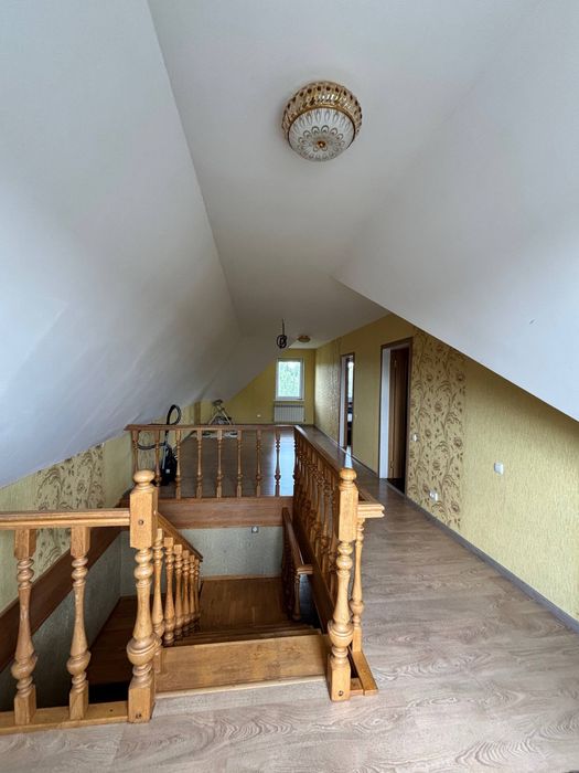 Черняхів продаж 2 поверхового будинку