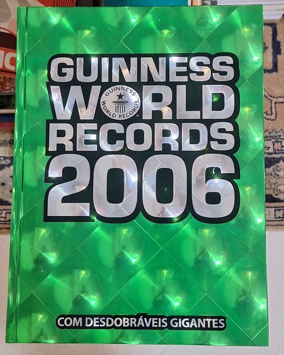 Livro Guiness antigo