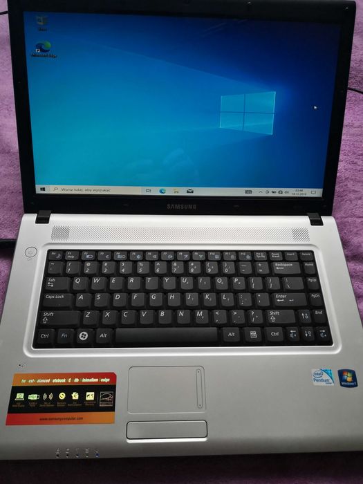 Laptop Samsung NP-R 519
