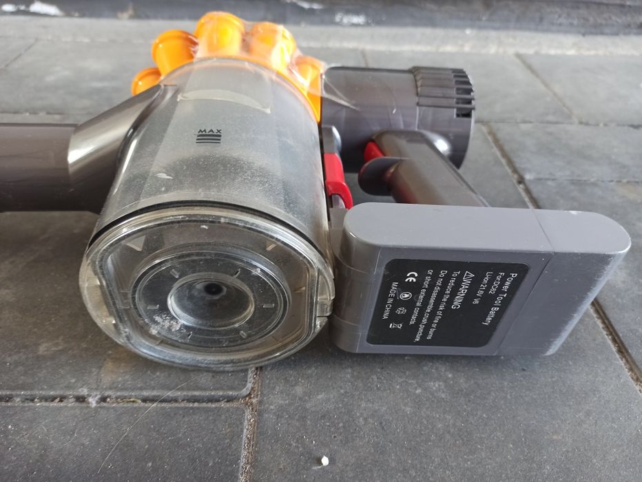 Dyson v6 slim odkurzacz akumulatorowy